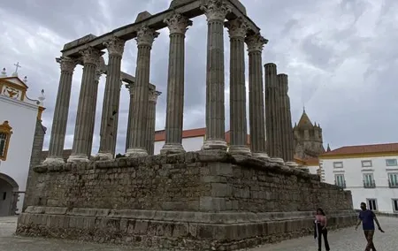 Full-day Trip in Evora, Winery & Cork Factory Private Transport