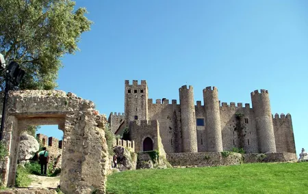 Private Transfer From / To Lisbon Airport x Óbidos