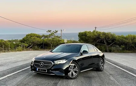 Exclusive 4-Hour Customizable Luxury Chauffeur Service