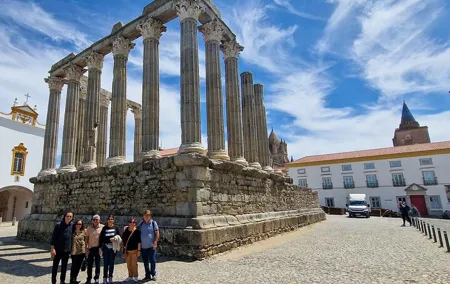 Evora and Monsaraz full day private tour from Lisbon
