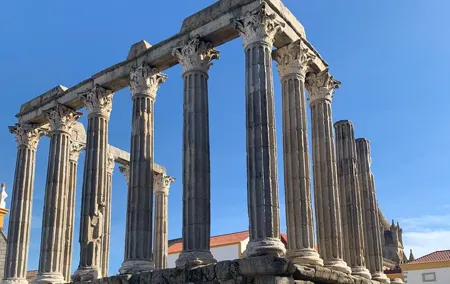 Evora Private Car Tour from Lisbon