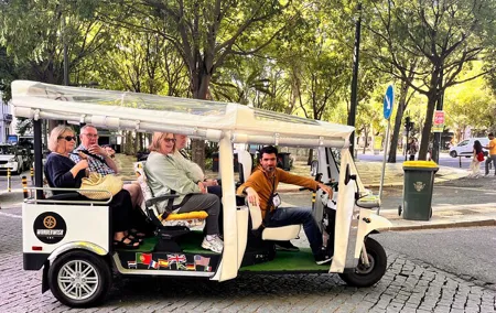 2h Tuk-Tuk Tour: Up and Down the Lisbon Hills