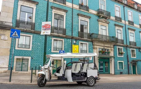 2h “Untouched Lisbon” - Hidden Secrets Tuk Tuk Tour
