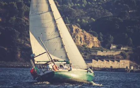 Lisbon Sailing Discovery – 2h Hands-On Experience