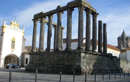 Small group Day Trip to Evora and Monsaraz from Lisbon with wine tasting