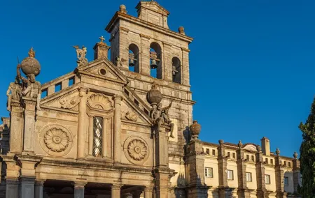 Évora with Wine Tasting - Full Day Private Tour