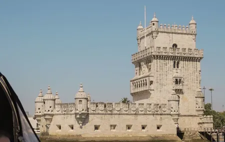 Lisbon 2H Sailing Boat Tour and Cruise With Drinks