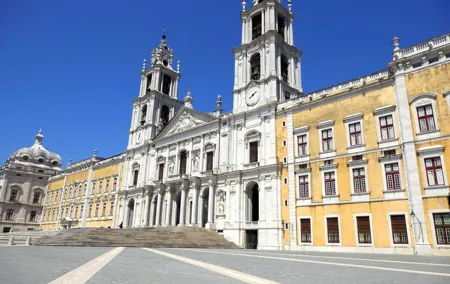 Private Tour to Queluz and Mafra palaces and Ericeira surf Coast