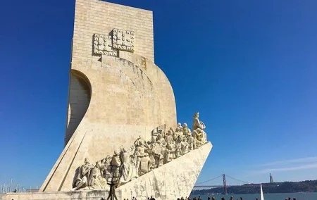 Half Day Lisbon Tour * Private Tours *
