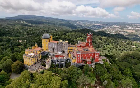 Private Tour to Sintra, Pena Palace, Roca Cape and Cascais