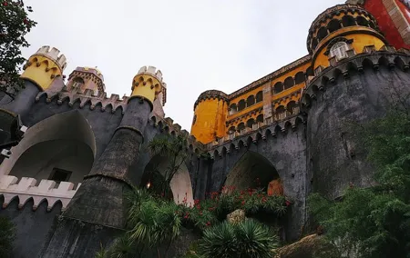 Private tour of Pena palace and Quinta da Regaleira