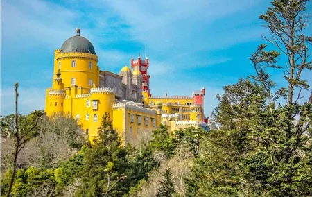 Daytrip from Lisbon to Sintra+Cascais-Large groups up to 10 pax