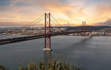 Private Tour to the Christ King and Arrábida