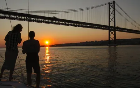 Go Sailing - Lisbon Sailing Tour