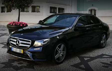 Lisbon Half Day Tour in Premium Vehicle