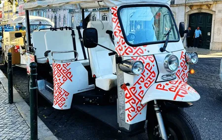 Private Tuk Tuk City Tour Experience in Lisbon