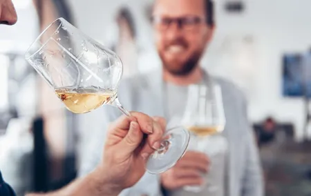 Non-Alcoholic Wine Tasting with an Expert