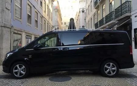 Private Transfer To or From Costa de Caparica