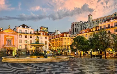 Self-Guided Adventure Hunt: Princes, Poets,Playwrights&Promenades
