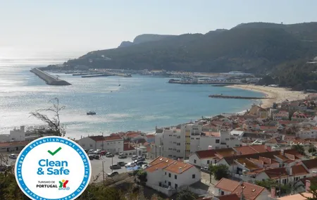 Private Transfer: Lisbon Airport Sesimbra and Setubal