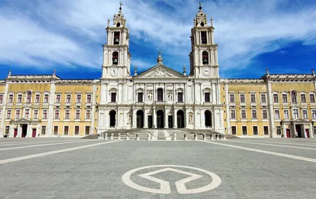 Private Full Day Tour to Mafra, Ericeira and Winery in Portugal