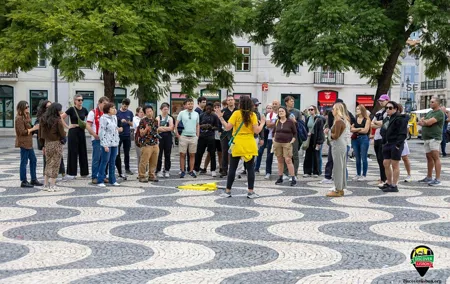 Discover Bairro Alto's Hidden Gems and Stunning Viewpoints
