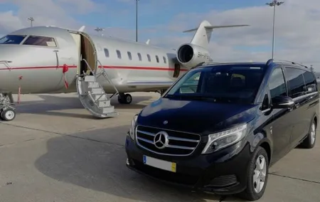 Transfer between the hotel and Lisbon airport