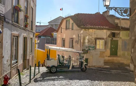 2h Sunset Views Lisbon by Tuk Tuk