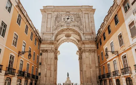 Discover Lisbon’s most Photogenic Spots with a Local