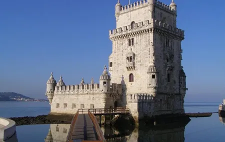 Lisbon Shore Excursion: Half Day Essential Tour with Port Wine