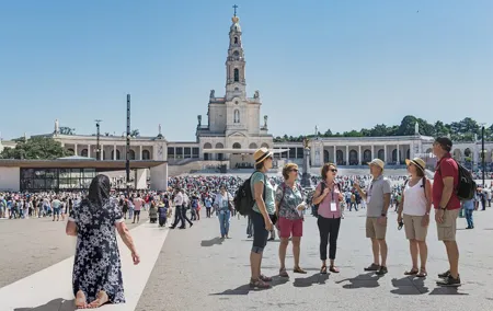 Fatima and Coimbra Religious Tour: Private Day Trip from Lisbon