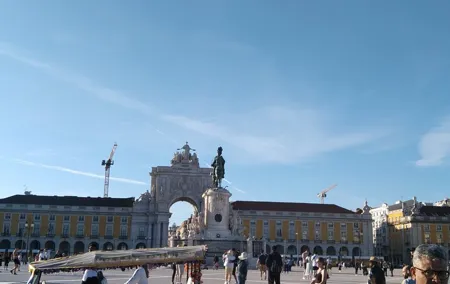 Private Tuk-tuk Tour Around Lisbon