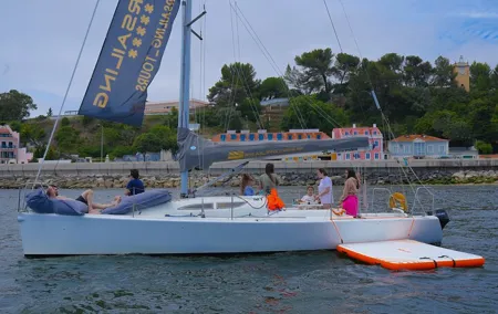 4 Hours Private Swimming/Sailing Tour on Sailboat in Lisbon Beach