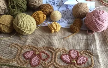 Private Tour to Evora and Arraiolos Learn to Embroider your own Rug from Lisbon