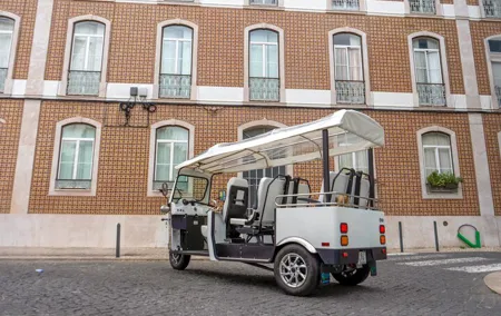 Authentic Lisbon: 3h Tuk Tuk Tour of Lisbon and Belém Secret Gems