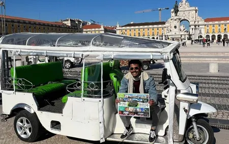 4 Hours Tuktuk City Tour in Lisbon