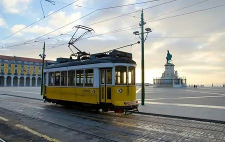 Lisbon: Private Full Night Tailor-Made Private Tour