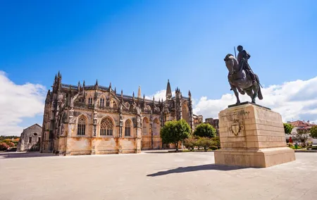 Tour Lisbon to Fátima, Batalha, Nazaré, Óbidos (Private, max 8)