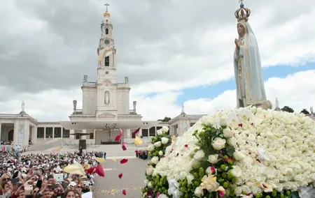 Private Tour to Fátima Nazaré and Óbidos from Lisbon