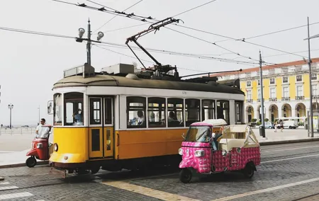 Fun Lisbon Tuk Tuk Tour - Alfama, Mouraria, Belem, Belém Tower
