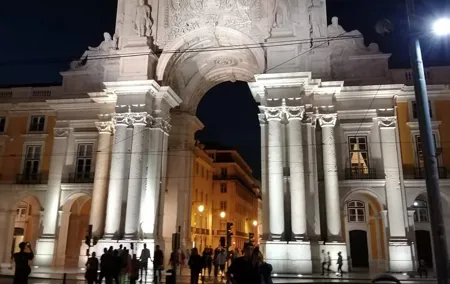Lisbon: Private Half Night Tailor-Made Private Tour