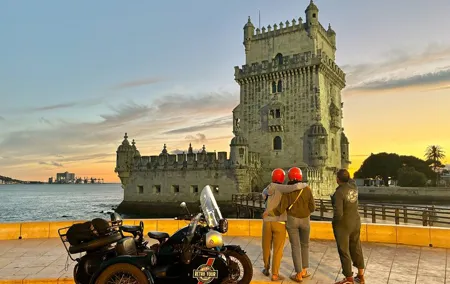 Lisbon: Magic Motorcycle Sidecar Tour By Night