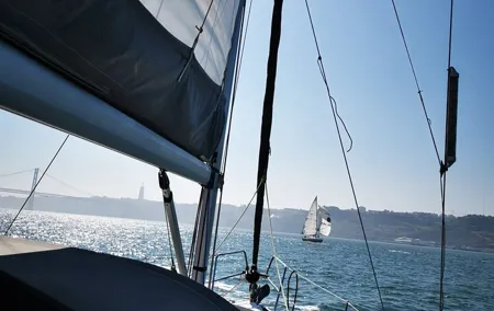 Morning Sailing Tour on Lisbon Tagus River