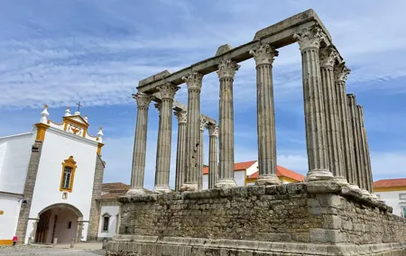 Évora & Monsaraz: History, Medieval Charm and Cork Art
