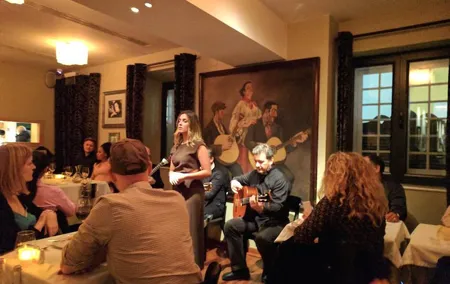 Private Lisbon Night Tour with Dinner and Fado Show