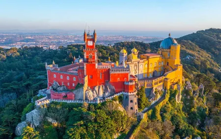Tour of the Charms Sintra Azenhas of the Sea Cabo da Roca and Cascais