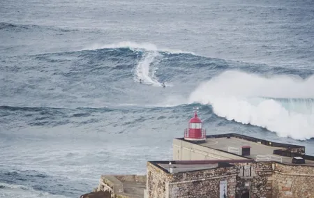Private Tour to Villa DA Nazaré and Castle DE Óbidos Full Day