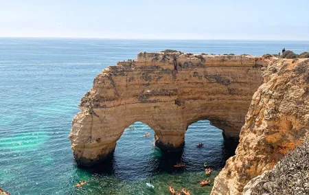 Private Full Day Tour from Lisbon to Albufeira with Boat