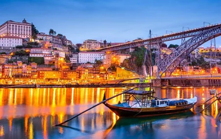 Private Transfer One Way from Lisbon to Porto (Mercedes-Benz Executive Vehicle)