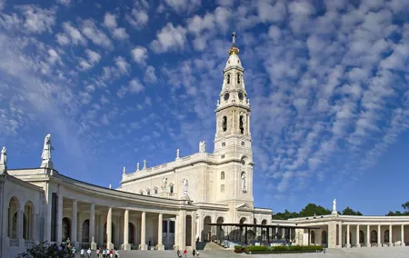 Full Day Private Tour - Fatima's Sanctuary and Pilgrimage Sites